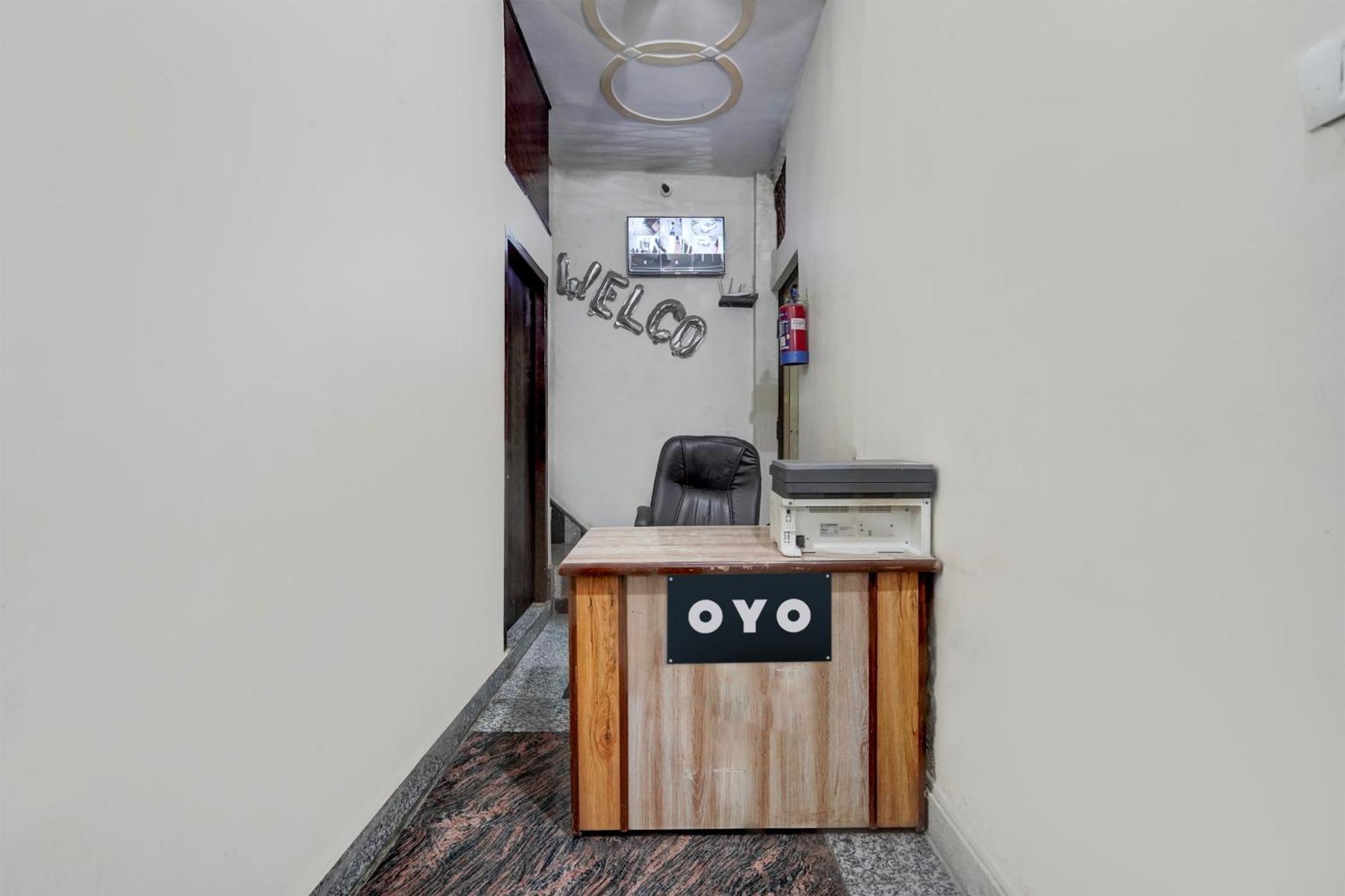 Oyo Hotel Maharaja Palace Meerut Luaran gambar