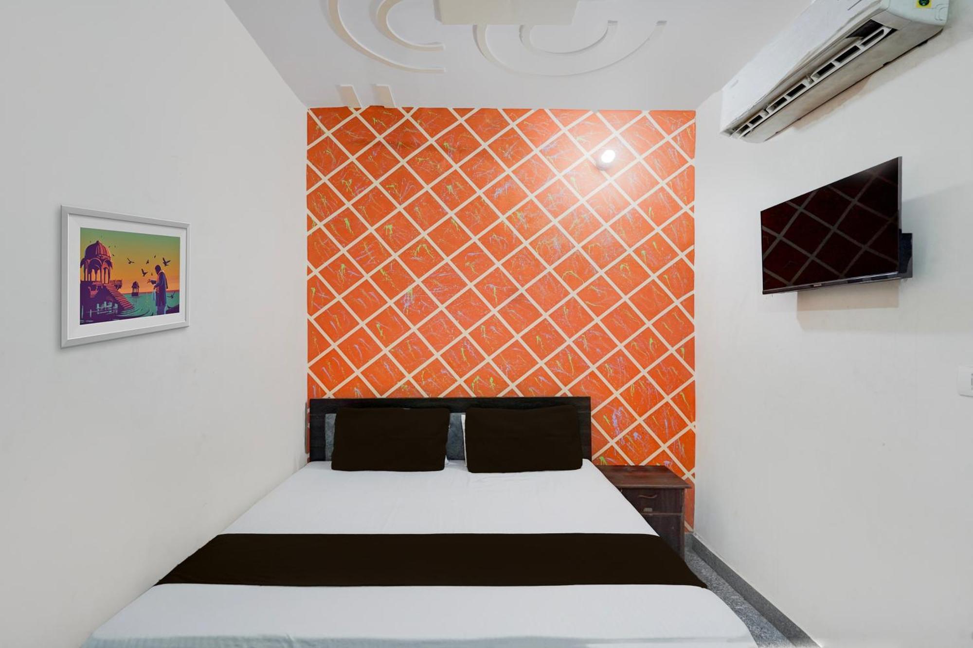 Oyo Hotel Maharaja Palace Meerut Luaran gambar