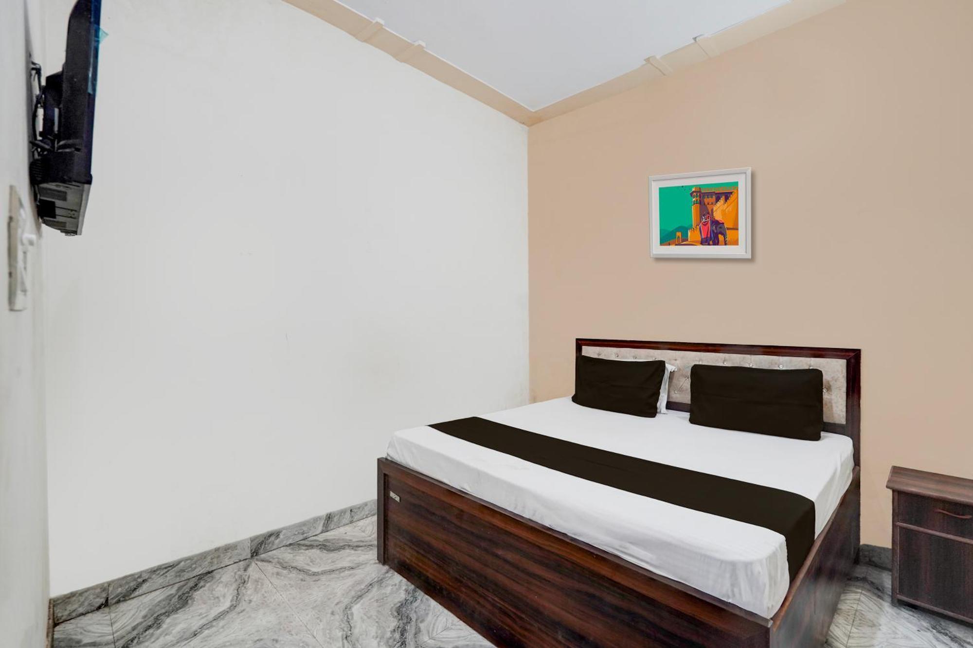 Oyo Hotel Maharaja Palace Meerut Luaran gambar