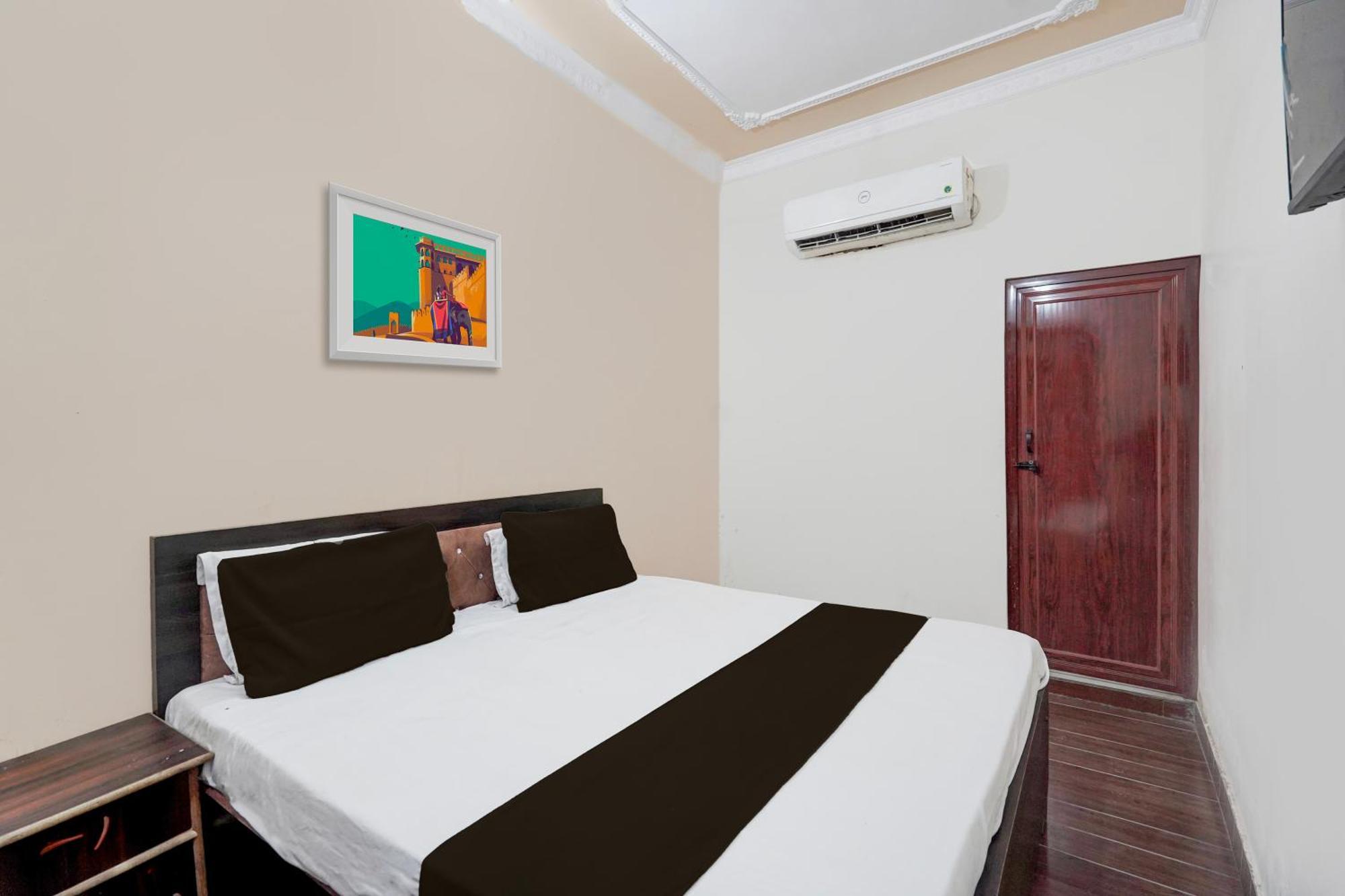 Oyo Hotel Maharaja Palace Meerut Luaran gambar
